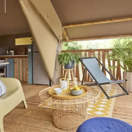 3 Etoiles - Piscine - Ccbefde