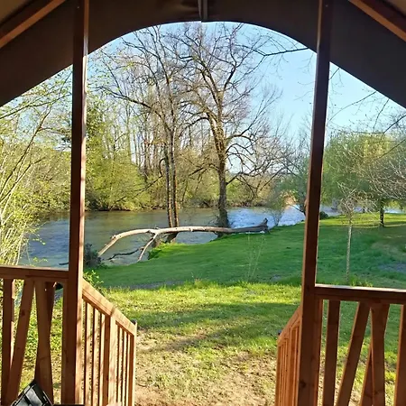 3 Etoiles - Piscine - Ccbefde 안네엣트리고난트