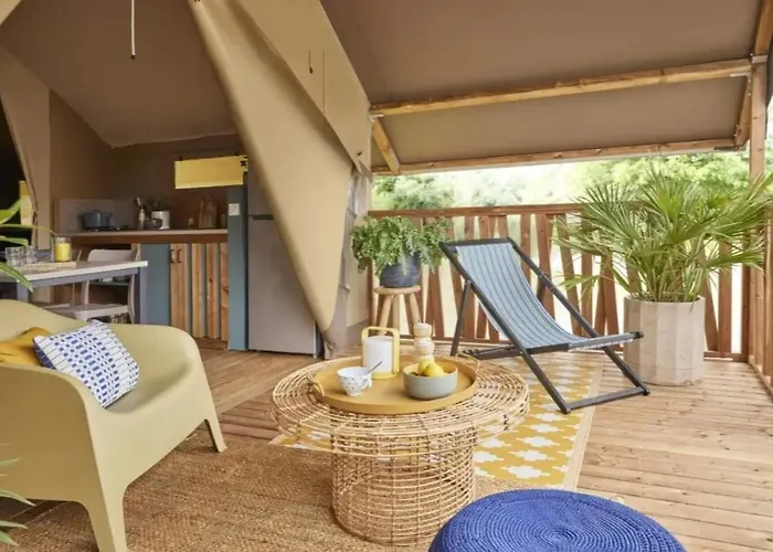 3 Etoiles - Piscine - Ccbefde